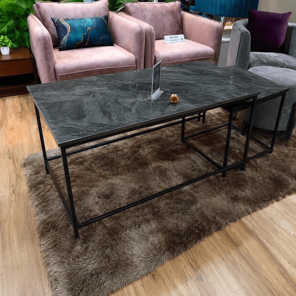 SLEEK - Image 1